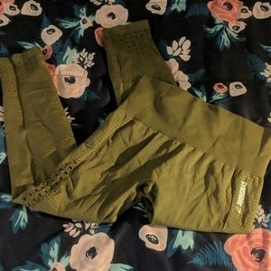 Gym shark green leggings